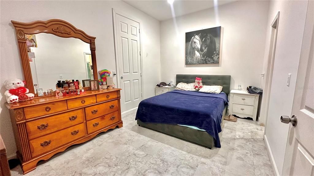 For Sale: $430,000 (4 beds, 3 baths, 2357 Square Feet)