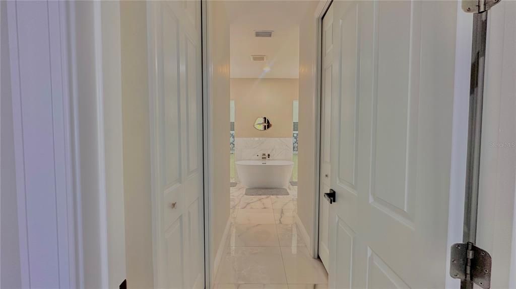 For Sale: $430,000 (4 beds, 3 baths, 2357 Square Feet)