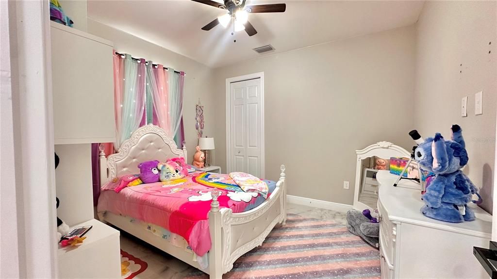 For Sale: $430,000 (4 beds, 3 baths, 2357 Square Feet)