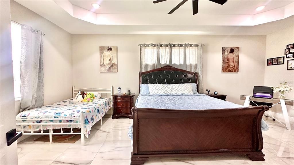 For Sale: $430,000 (4 beds, 3 baths, 2357 Square Feet)
