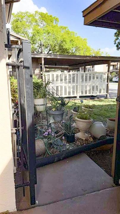 На продажу: $155,000 (2 спален, 2 ванн, 1144 Квадратных фут)