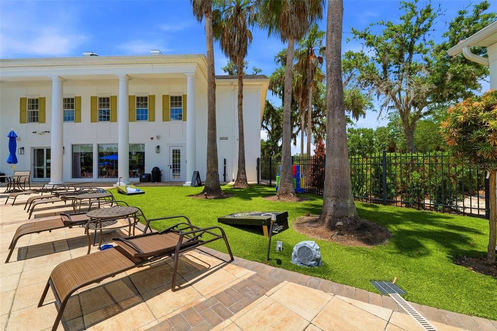На продажу: $1,375,000 (5 спален, 4 ванн, 3584 Квадратных фут)