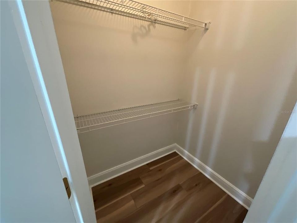Activo con contrato: $324,900 (3 camas, 2 baños, 1455 Pies cuadrados)