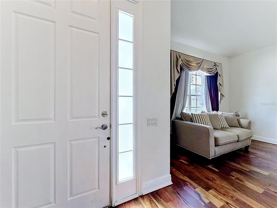 For Sale: $515,000 (4 beds, 2 baths, 2209 Square Feet)