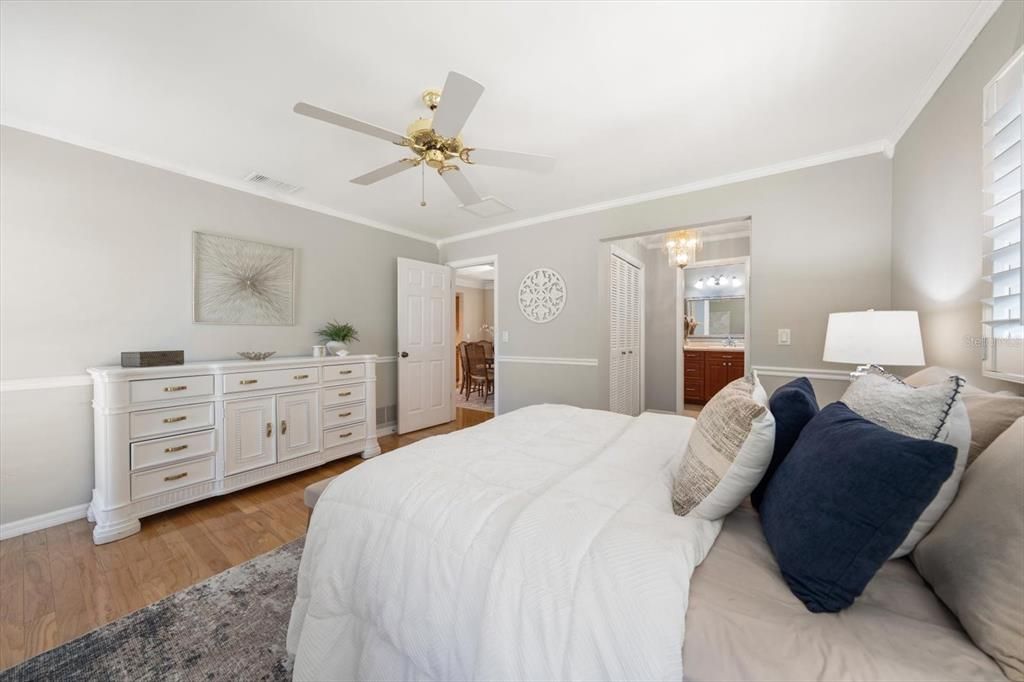 For Sale: $675,000 (3 beds, 2 baths, 1878 Square Feet)