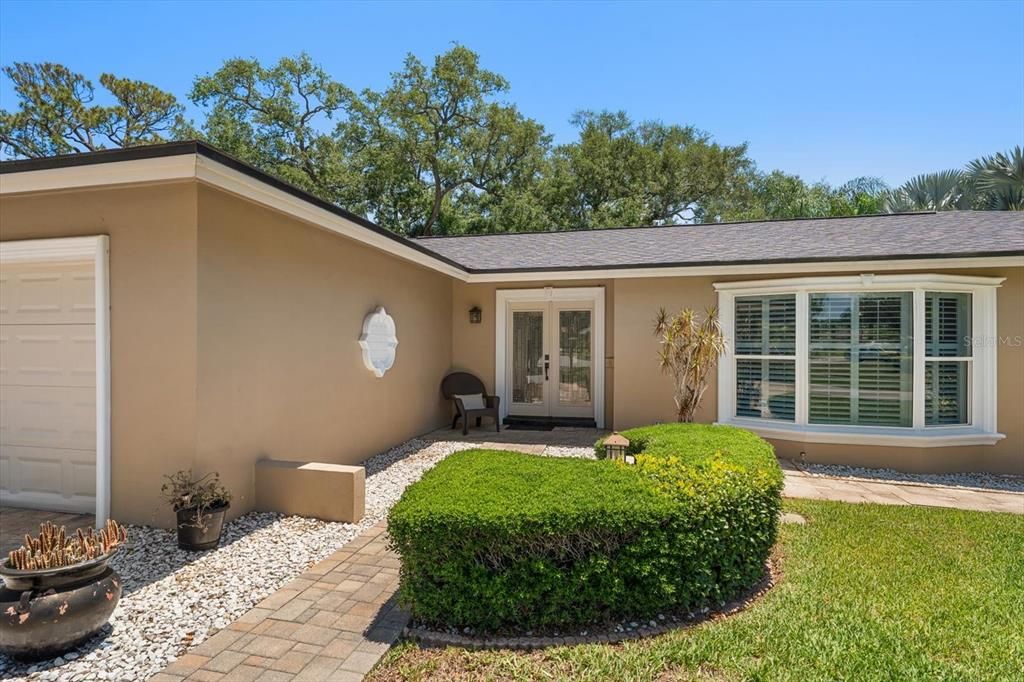 For Sale: $675,000 (3 beds, 2 baths, 1878 Square Feet)