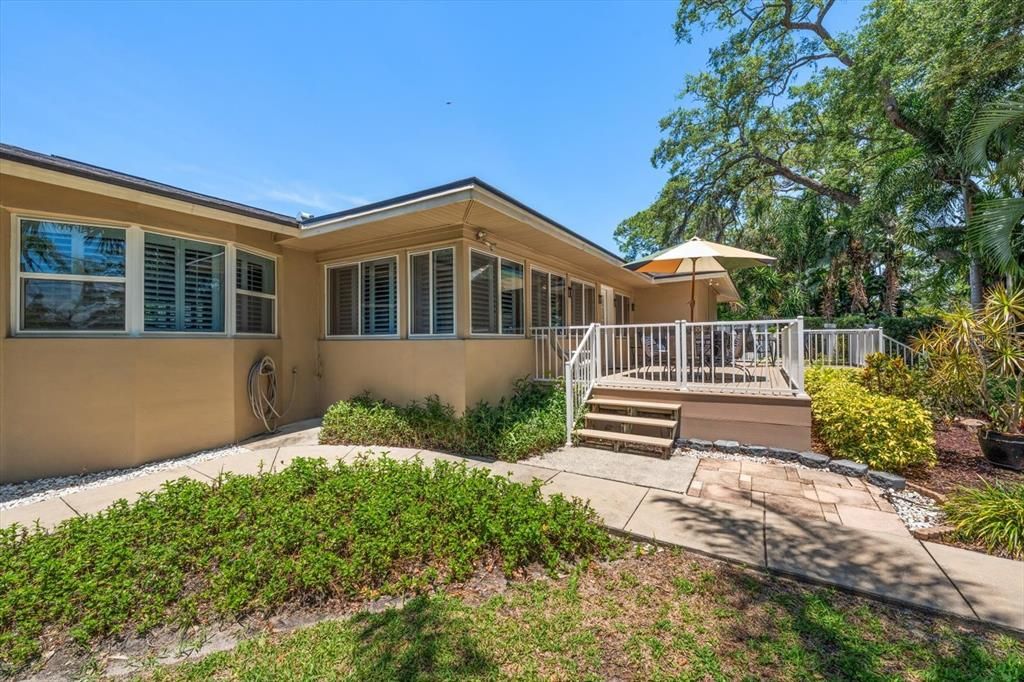 For Sale: $675,000 (3 beds, 2 baths, 1878 Square Feet)