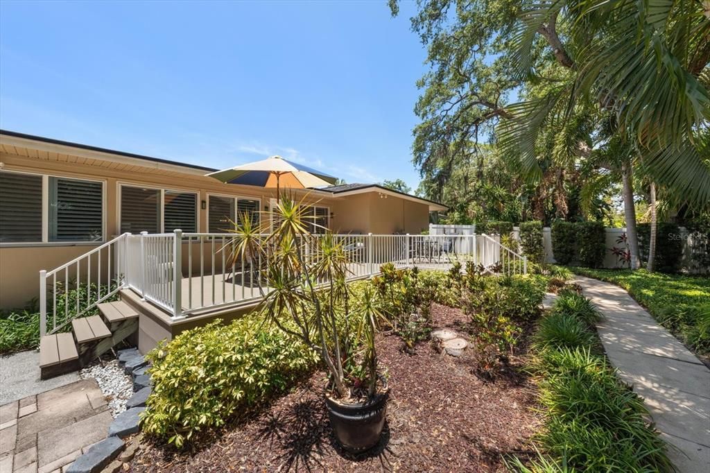 For Sale: $675,000 (3 beds, 2 baths, 1878 Square Feet)