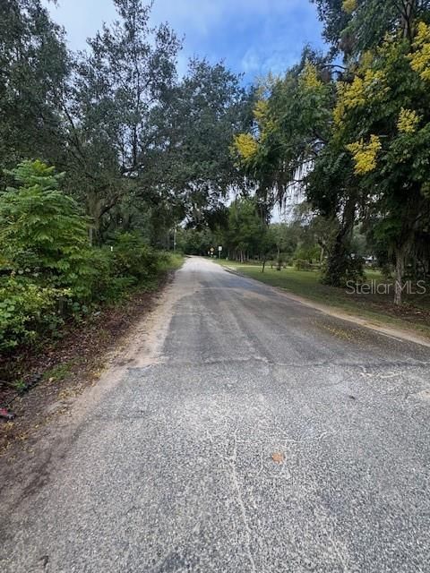 En Venta: $29,999 (2.30 acres)