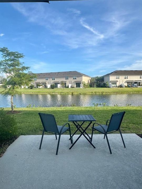 For Rent: $2,200 (3 beds, 2 baths, 1593 Square Feet)