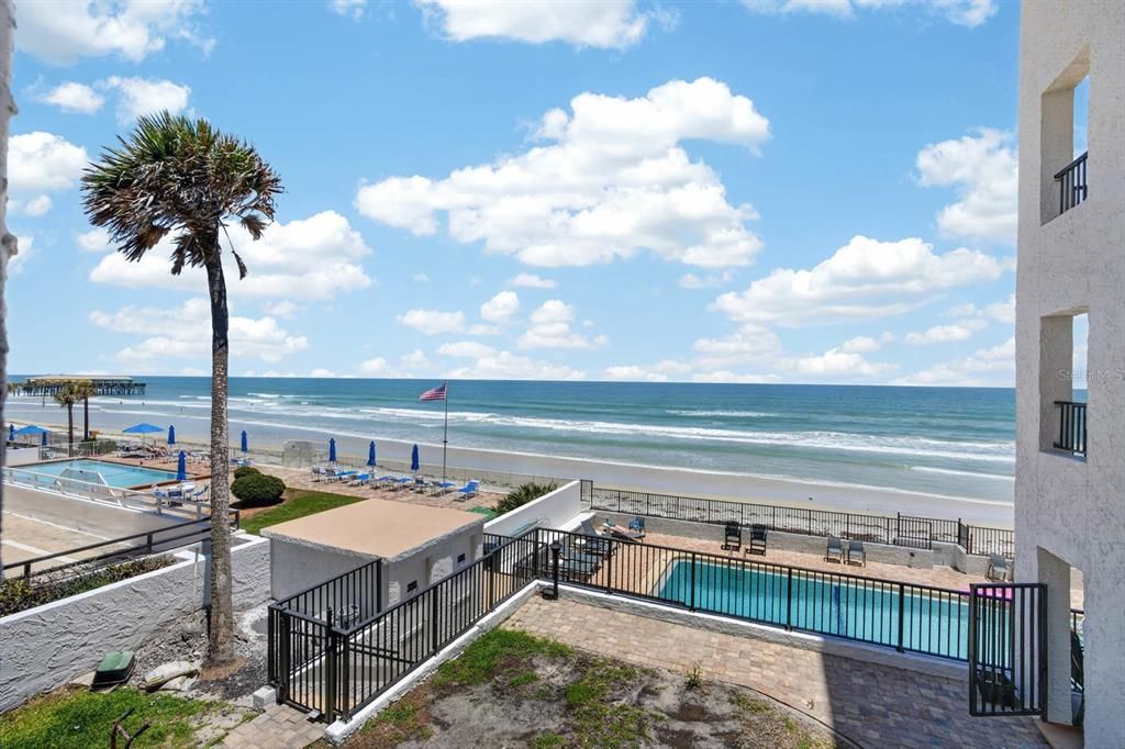 For Sale: $330,000 (1 beds, 1 baths, 1791 Square Feet)