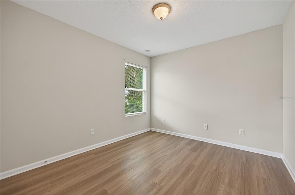 For Sale: $244,900 (3 beds, 2 baths, 1196 Square Feet)