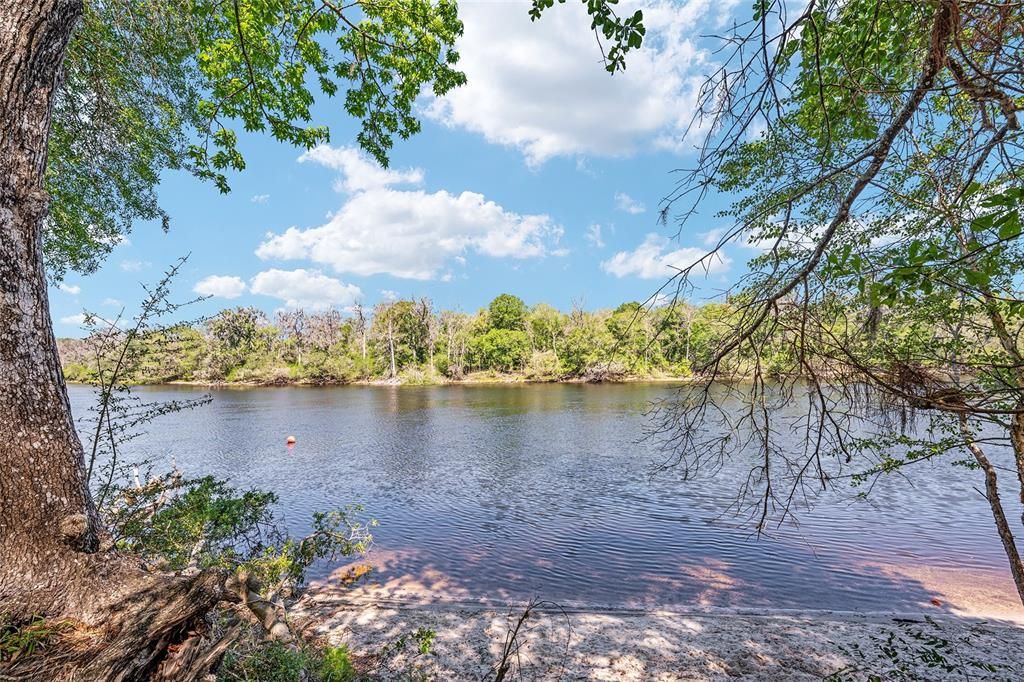 For Sale: $459,000 (3 beds, 3 baths, 1564 Square Feet)
