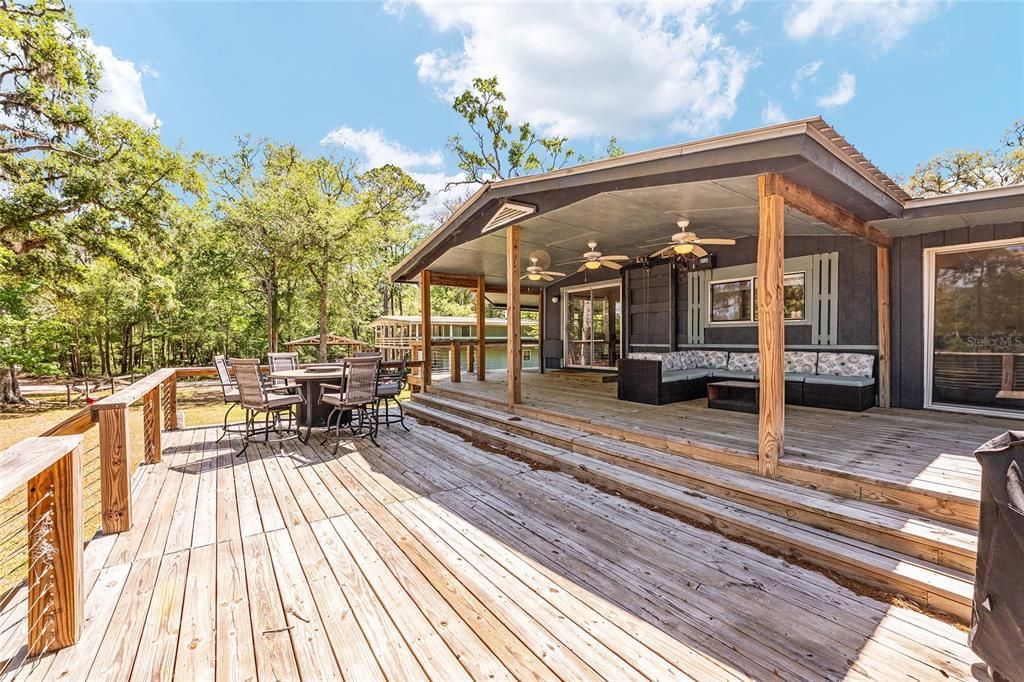 For Sale: $459,000 (3 beds, 3 baths, 1564 Square Feet)
