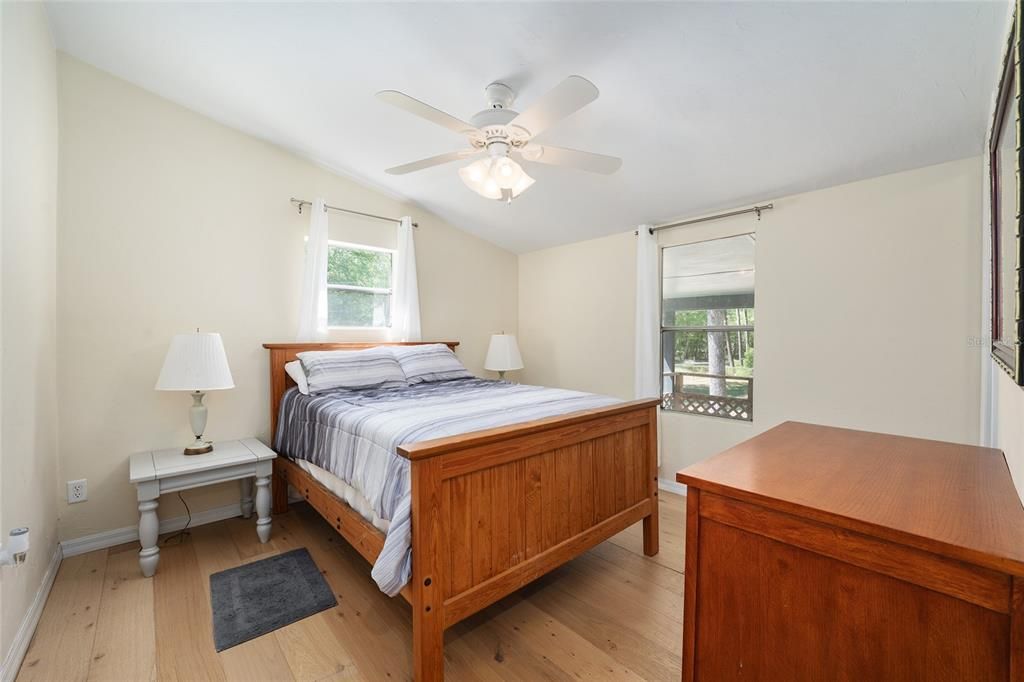 For Sale: $459,000 (3 beds, 3 baths, 1564 Square Feet)