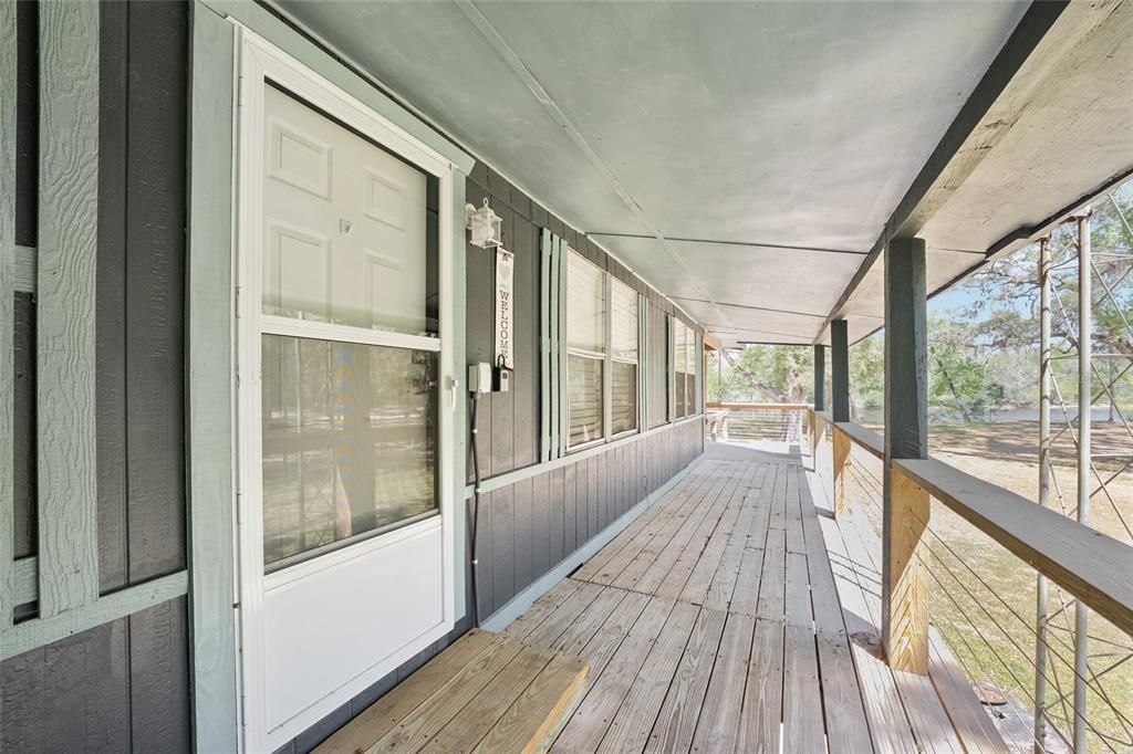 For Sale: $459,000 (3 beds, 3 baths, 1564 Square Feet)