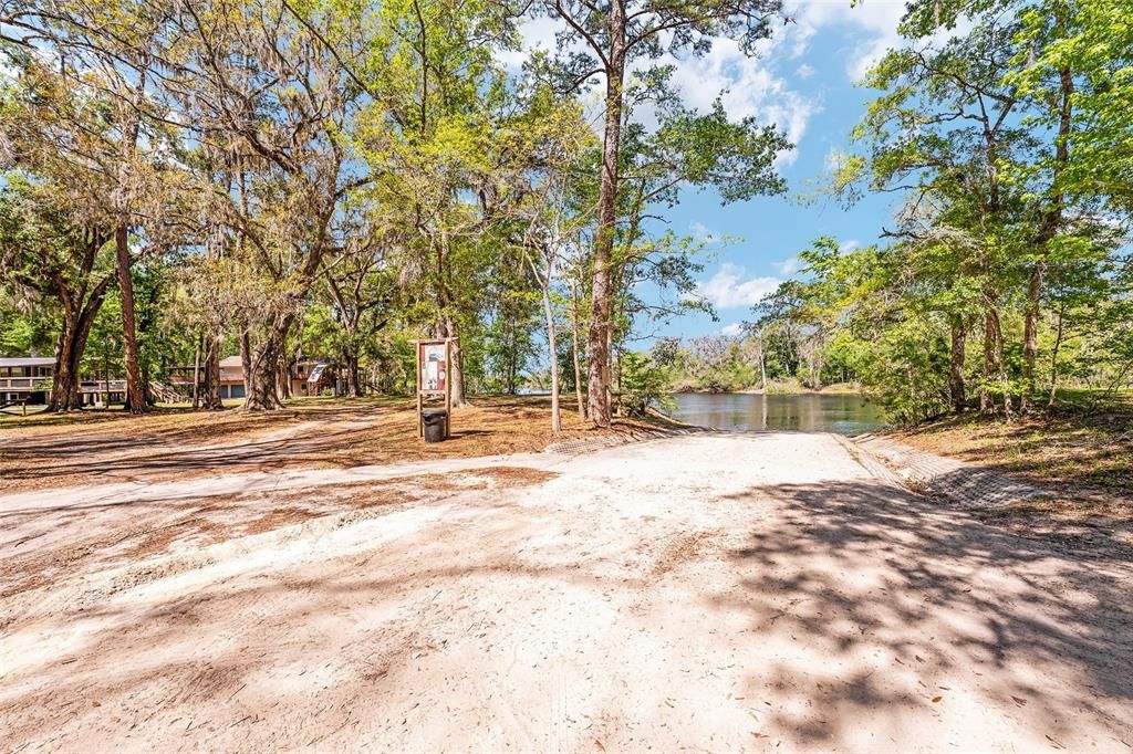 For Sale: $459,000 (3 beds, 3 baths, 1564 Square Feet)