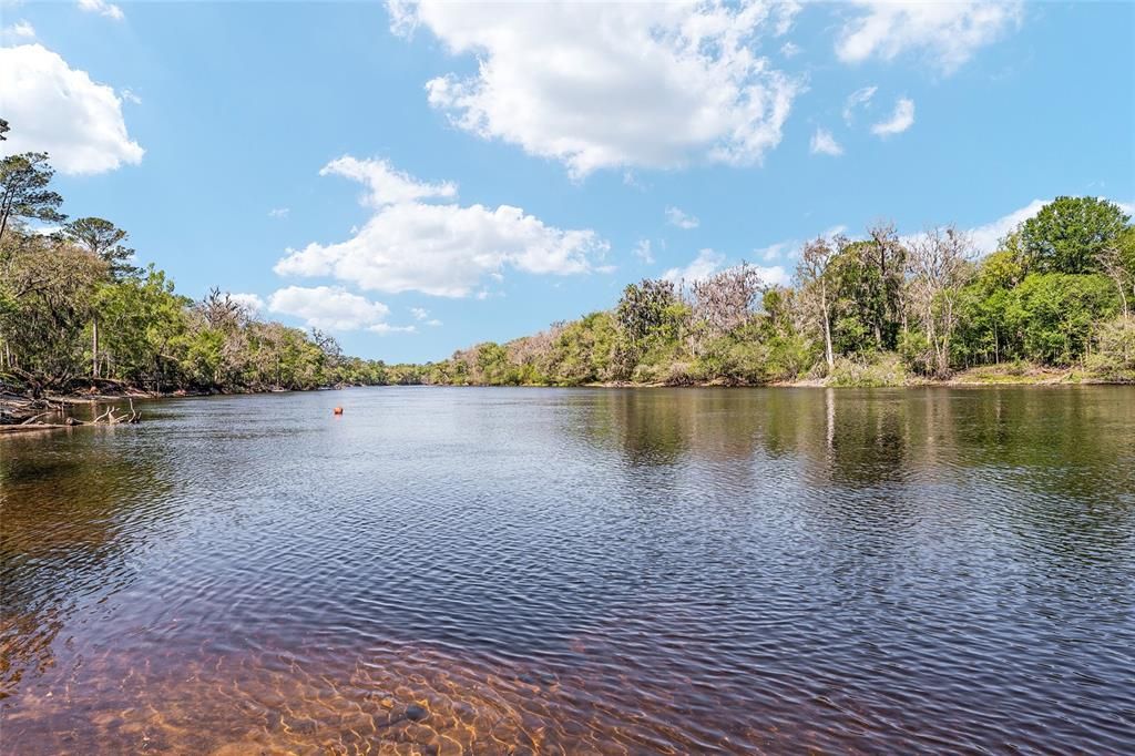 For Sale: $459,000 (3 beds, 3 baths, 1564 Square Feet)