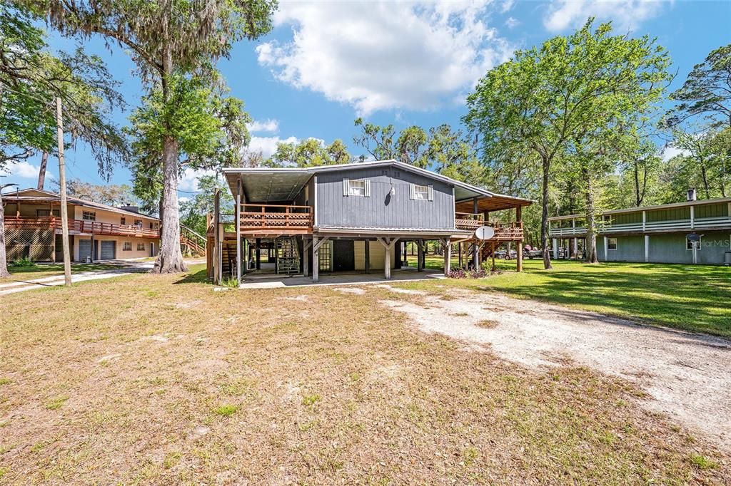 For Sale: $459,000 (3 beds, 3 baths, 1564 Square Feet)