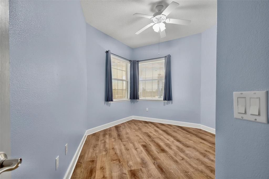 En Venta: $375,000 (3 camas, 2 baños, 1762 Pies cuadrados)