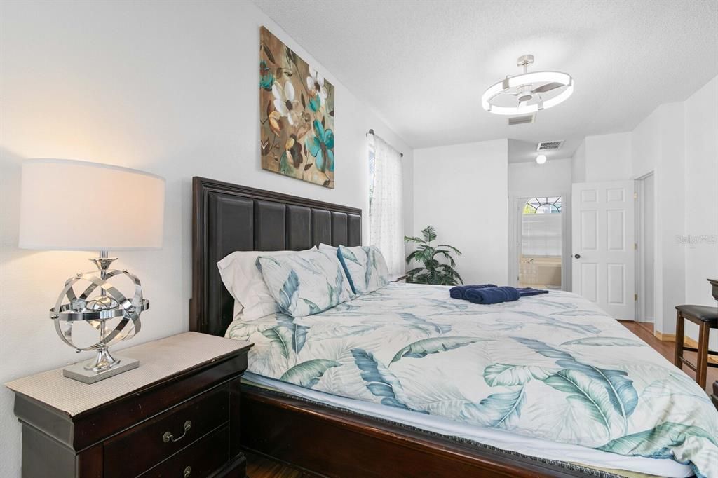 For Sale: $545,000 (3 beds, 2 baths, 1897 Square Feet)