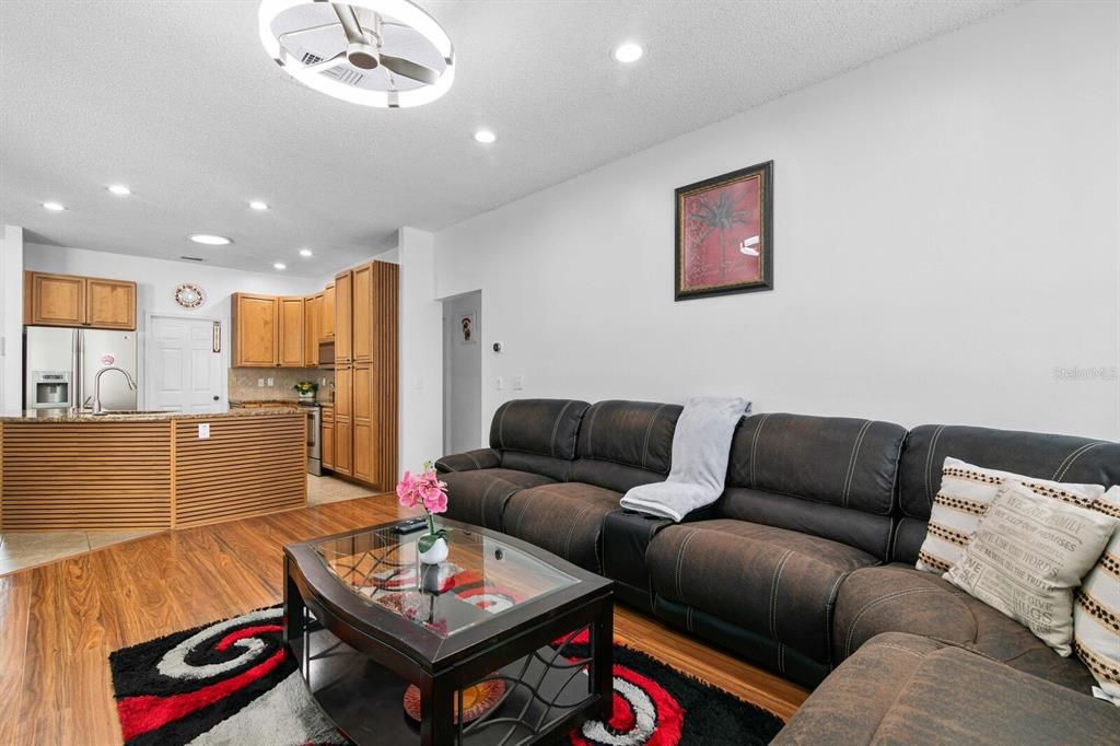For Sale: $545,000 (3 beds, 2 baths, 1897 Square Feet)