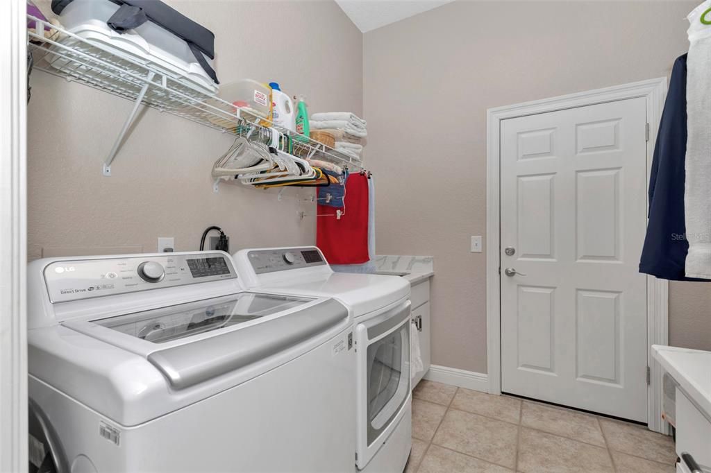 En Venta: $565,000 (3 camas, 2 baños, 2342 Pies cuadrados)