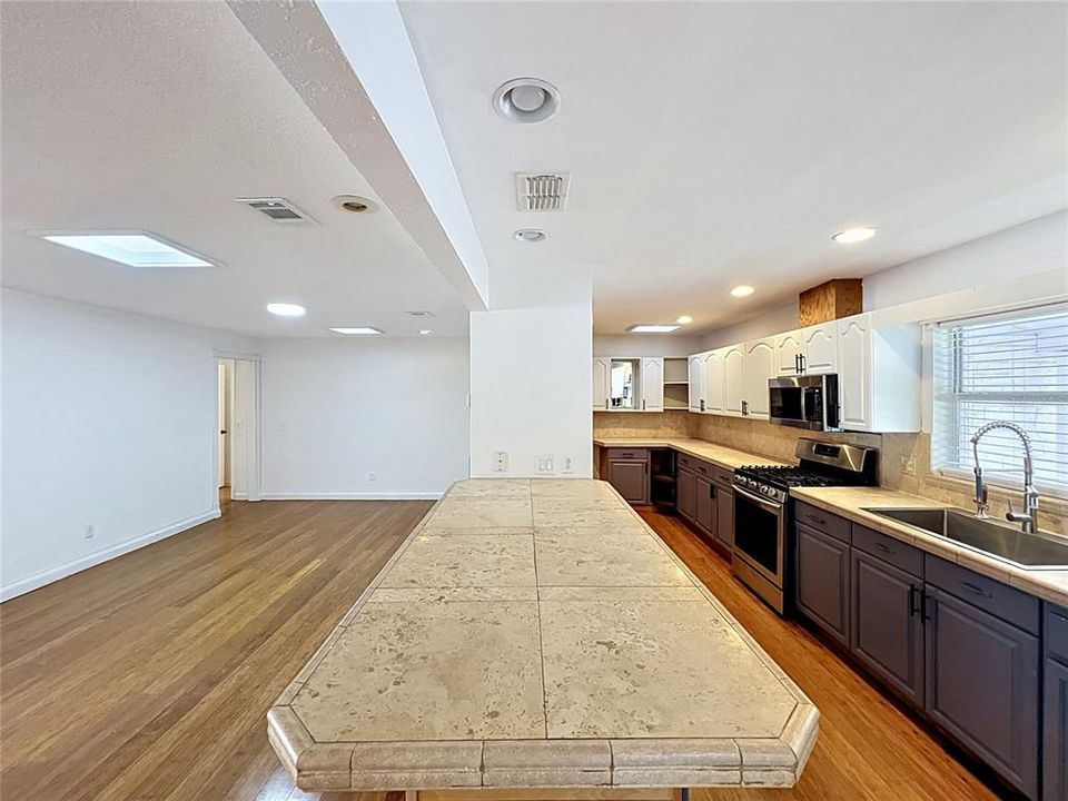 Active With Contract: $399,990 (4 beds, 2 baths, 1950 Square Feet)