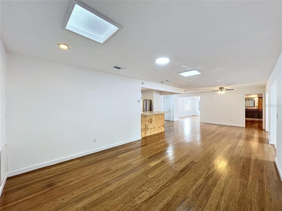 Active With Contract: $399,990 (4 beds, 2 baths, 1950 Square Feet)