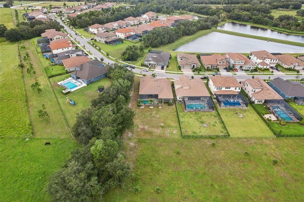 En Venta: $839,000 (4 camas, 3 baños, 3188 Pies cuadrados)