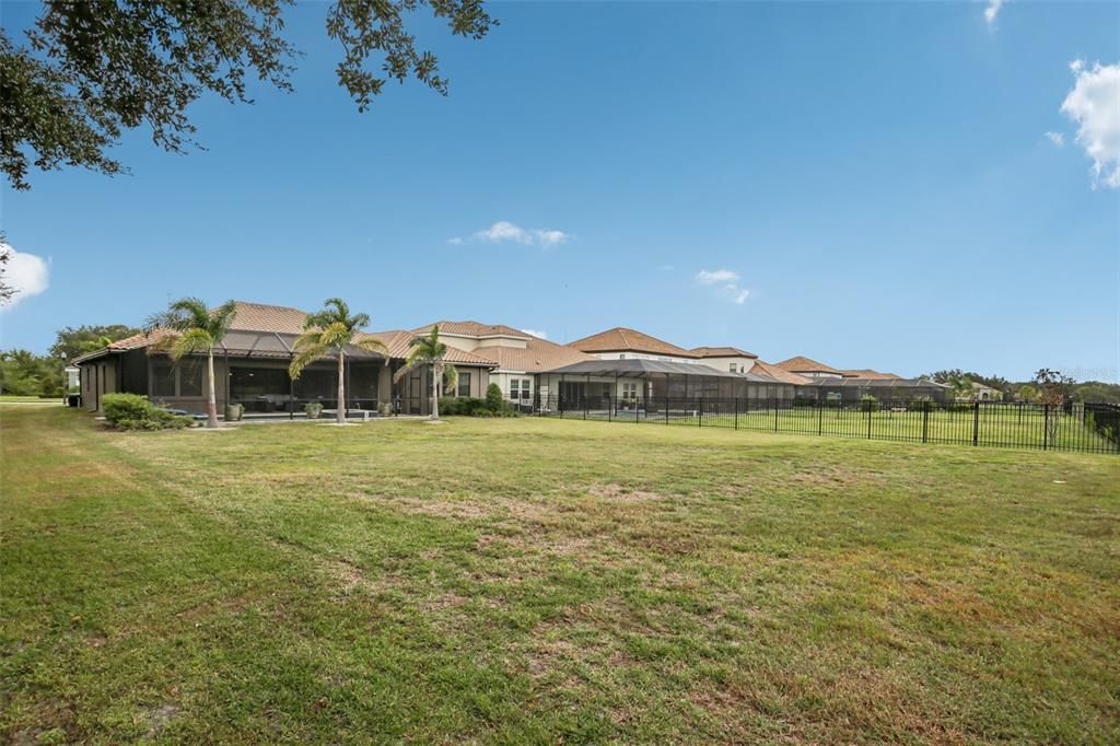 En Venta: $839,000 (4 camas, 3 baños, 3188 Pies cuadrados)