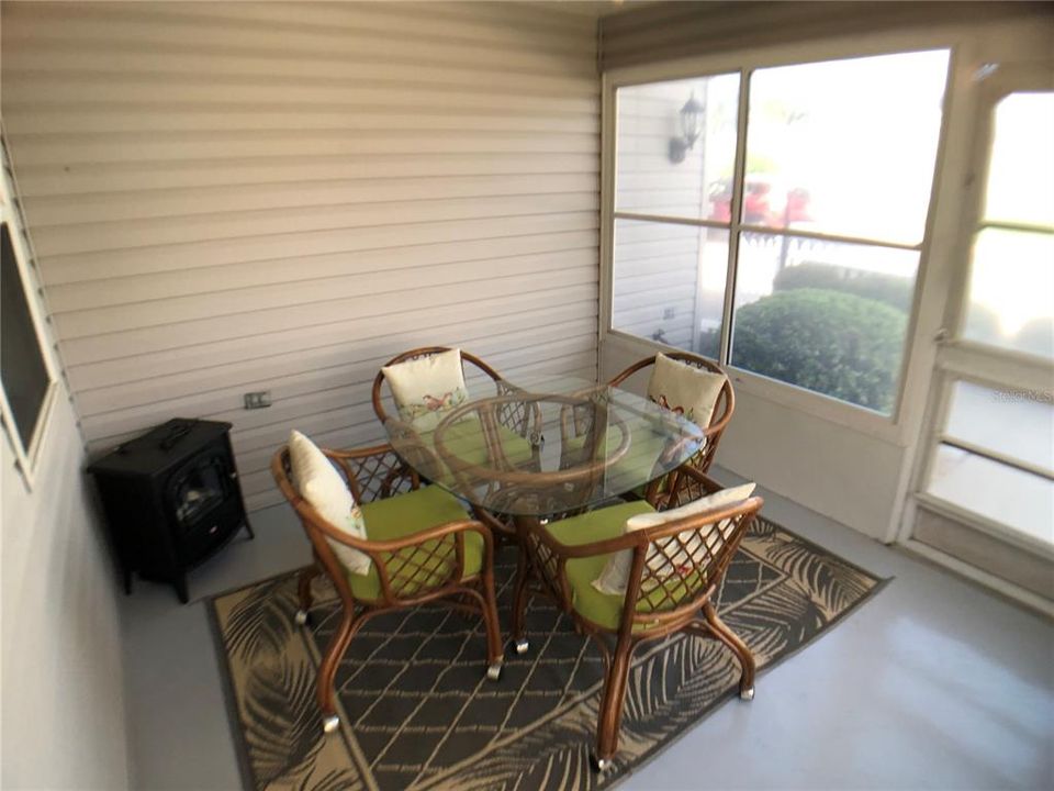 For Rent: $3,700 (2 beds, 2 baths, 1143 Square Feet)