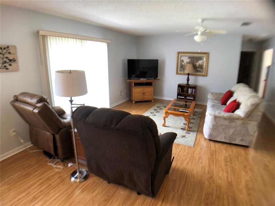 For Rent: $3,700 (2 beds, 2 baths, 1143 Square Feet)