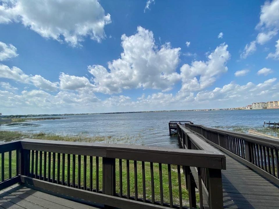 For Rent: $1,700 (2 beds, 2 baths, 1003 Square Feet)