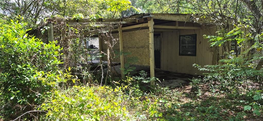 For Sale: $99,000 (2 beds, 1 baths, 1346 Square Feet)
