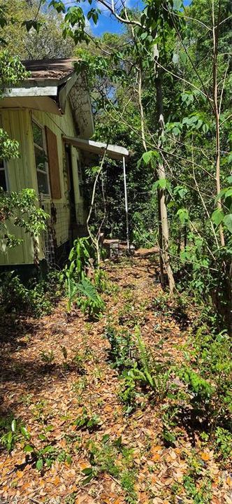 For Sale: $99,000 (2 beds, 1 baths, 1346 Square Feet)