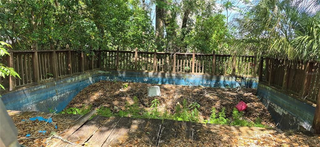 For Sale: $99,000 (2 beds, 1 baths, 1346 Square Feet)