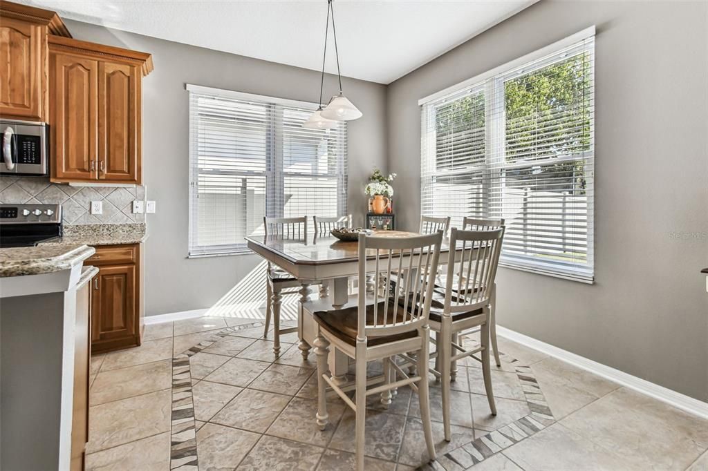 For Sale: $515,900 (5 beds, 3 baths, 2652 Square Feet)