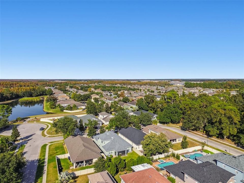 For Sale: $515,900 (5 beds, 3 baths, 2652 Square Feet)
