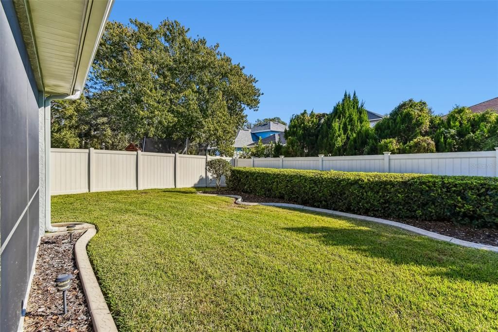 For Sale: $515,900 (5 beds, 3 baths, 2652 Square Feet)