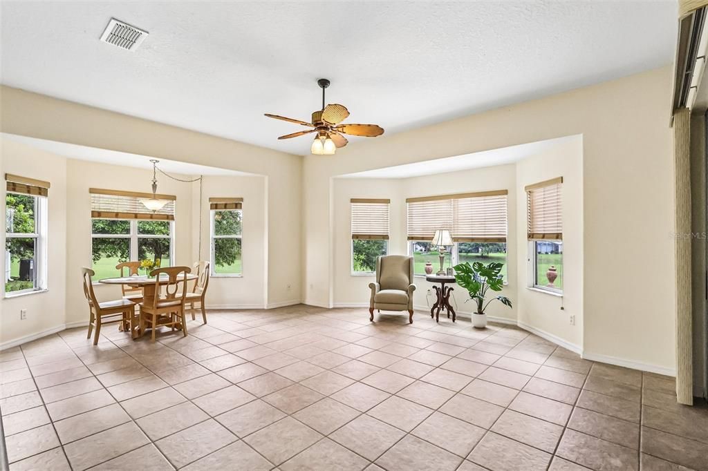 For Sale: $433,000 (3 beds, 2 baths, 2407 Square Feet)