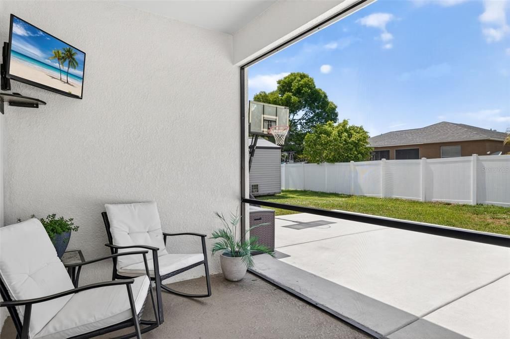For Sale: $349,900 (4 beds, 2 baths, 1853 Square Feet)