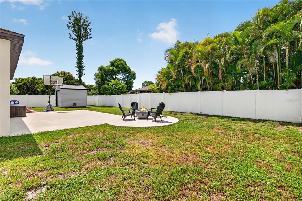 For Sale: $349,900 (4 beds, 2 baths, 1853 Square Feet)