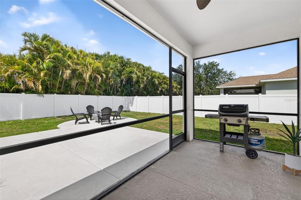 For Sale: $349,900 (4 beds, 2 baths, 1853 Square Feet)