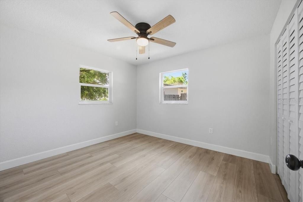 For Sale: $244,900 (3 beds, 1 baths, 1000 Square Feet)