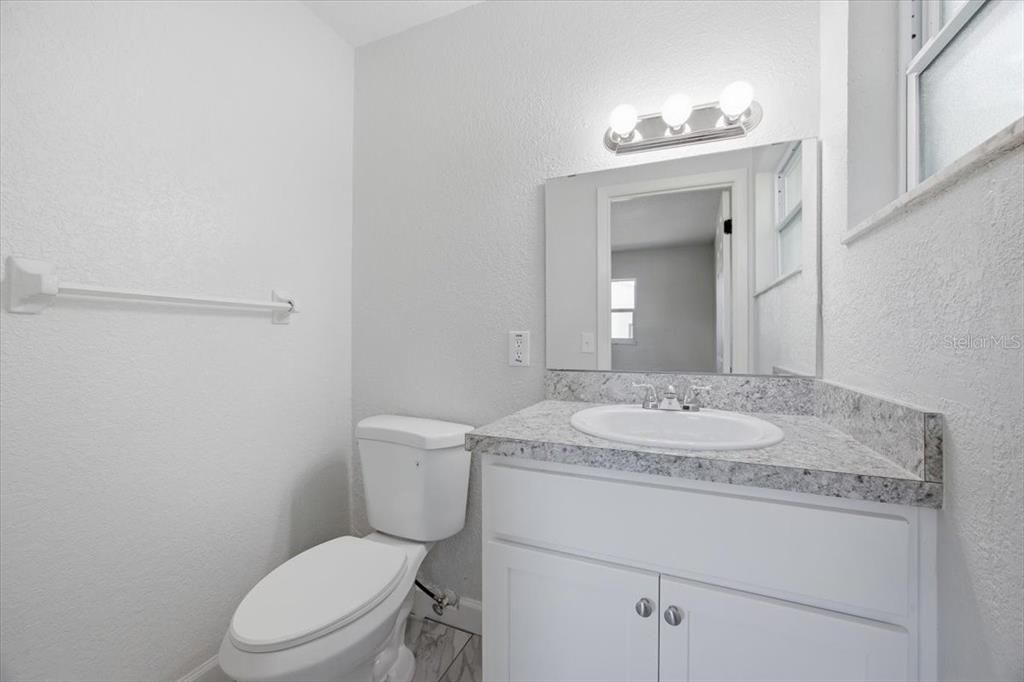 For Sale: $244,900 (3 beds, 1 baths, 1000 Square Feet)
