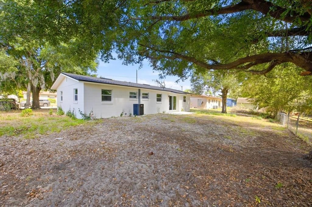 For Sale: $244,900 (3 beds, 1 baths, 1000 Square Feet)