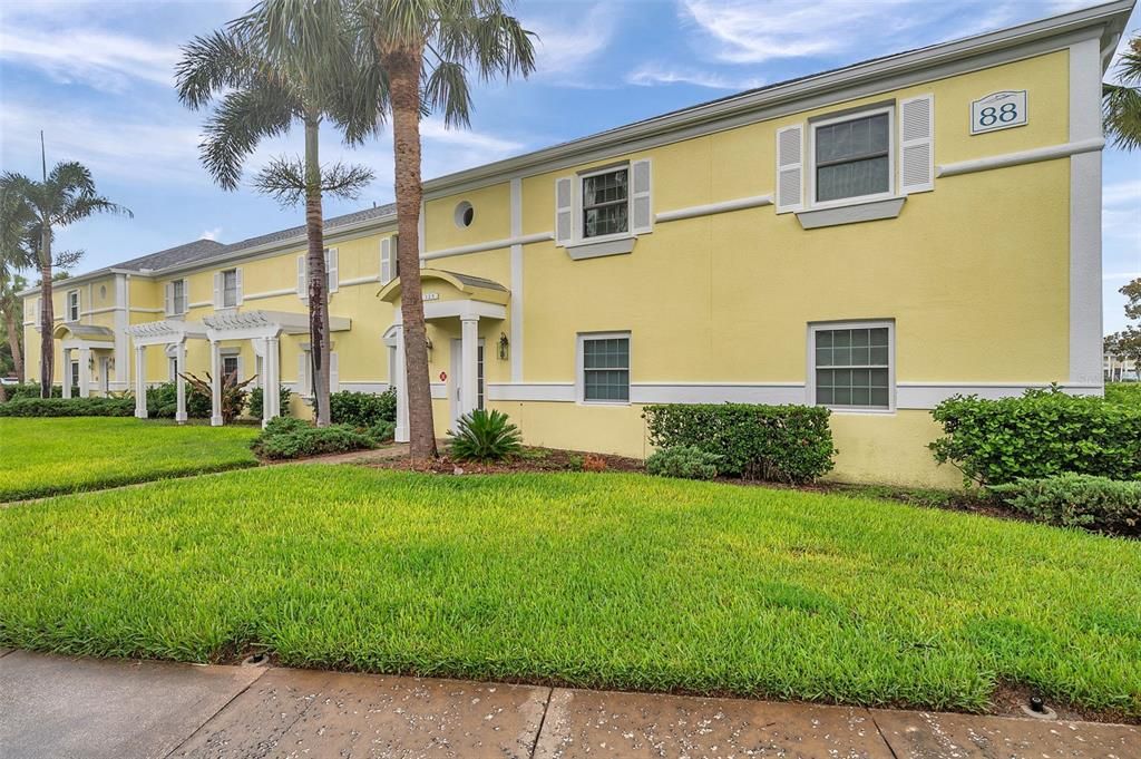 For Sale: $846,000 (6 beds, 0 baths, 1018 Square Feet)