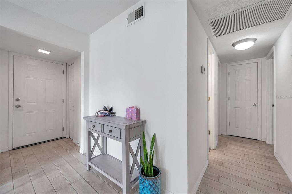 For Sale: $846,000 (6 beds, 0 baths, 1018 Square Feet)