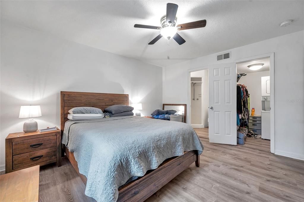 For Sale: $846,000 (6 beds, 0 baths, 1018 Square Feet)